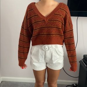 Knitted v neck sweater